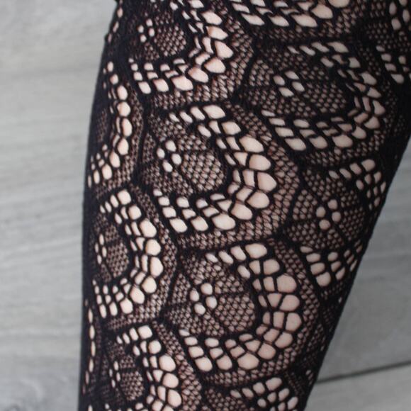 Gucci Rhomboid Lace Effect Footless Tights - Picture 10 of 10
